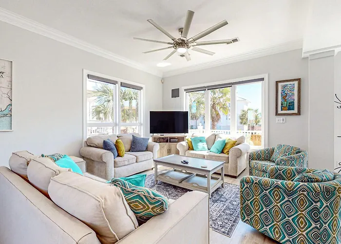 Dog-friendly With Access Outdoor Pool And Tennis - Gated Community *