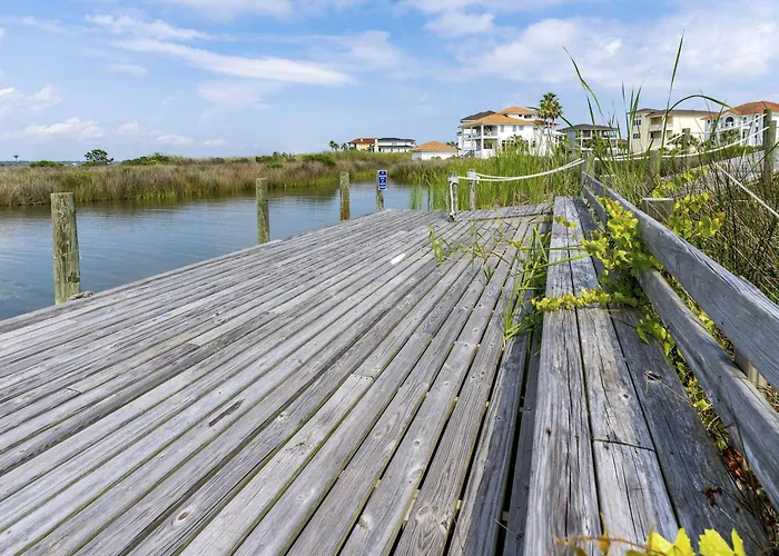 Dog-friendly With Access Outdoor Pool And Tennis - Gated Community * Gulf Shores